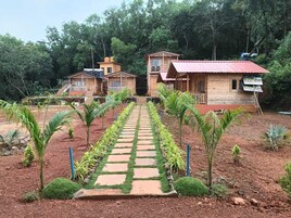 Entrada al alojamiento