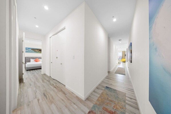 2 chambres, bureau, lit de bébé portatif, accès au Wi-Fi (inclus)