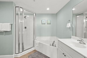 مجففات شعر، مناشف