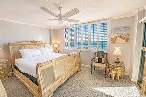 2 soverom, skrivebord, strykejern/-brett og wi-fi (inkludert)