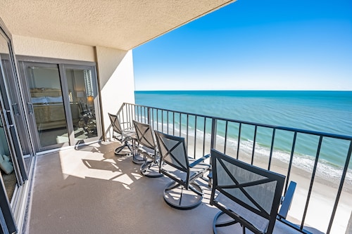 NEW! 2BR - Direct Oceanfront in Private Arcadian I