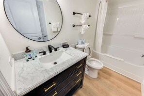 Hair dryer, towels, toilet paper - Newly Remodeled, Baywatch, Ocean Front, 19th Floor (North Myrtle Beach)