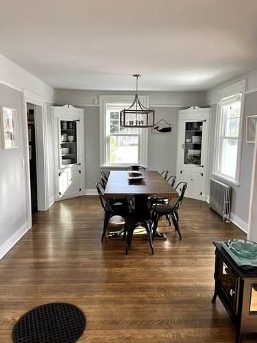 Charming 3-bedroom cottage in fabulous Greenport