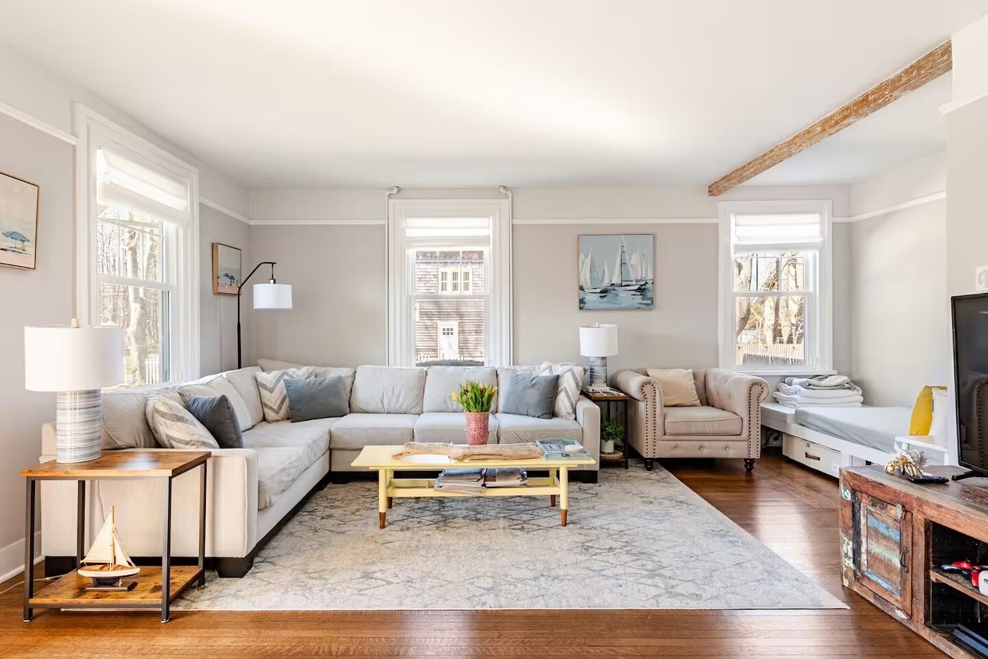 Smart TV, video games, DVD player