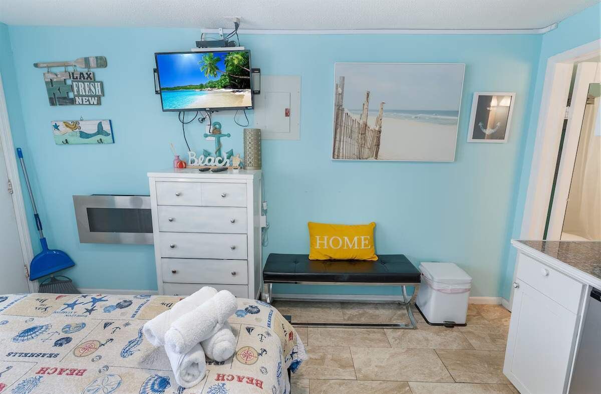 1 bedroom, iron/ironing board, free WiFi, bed sheets