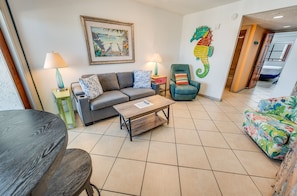 Smart TV, offices - King Honeymoon, Beautiful Views, Bluewater, Pools! (Myrtle Beach)