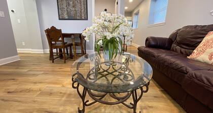 Renovated 2BR/2BA Just 4 Min from Casino