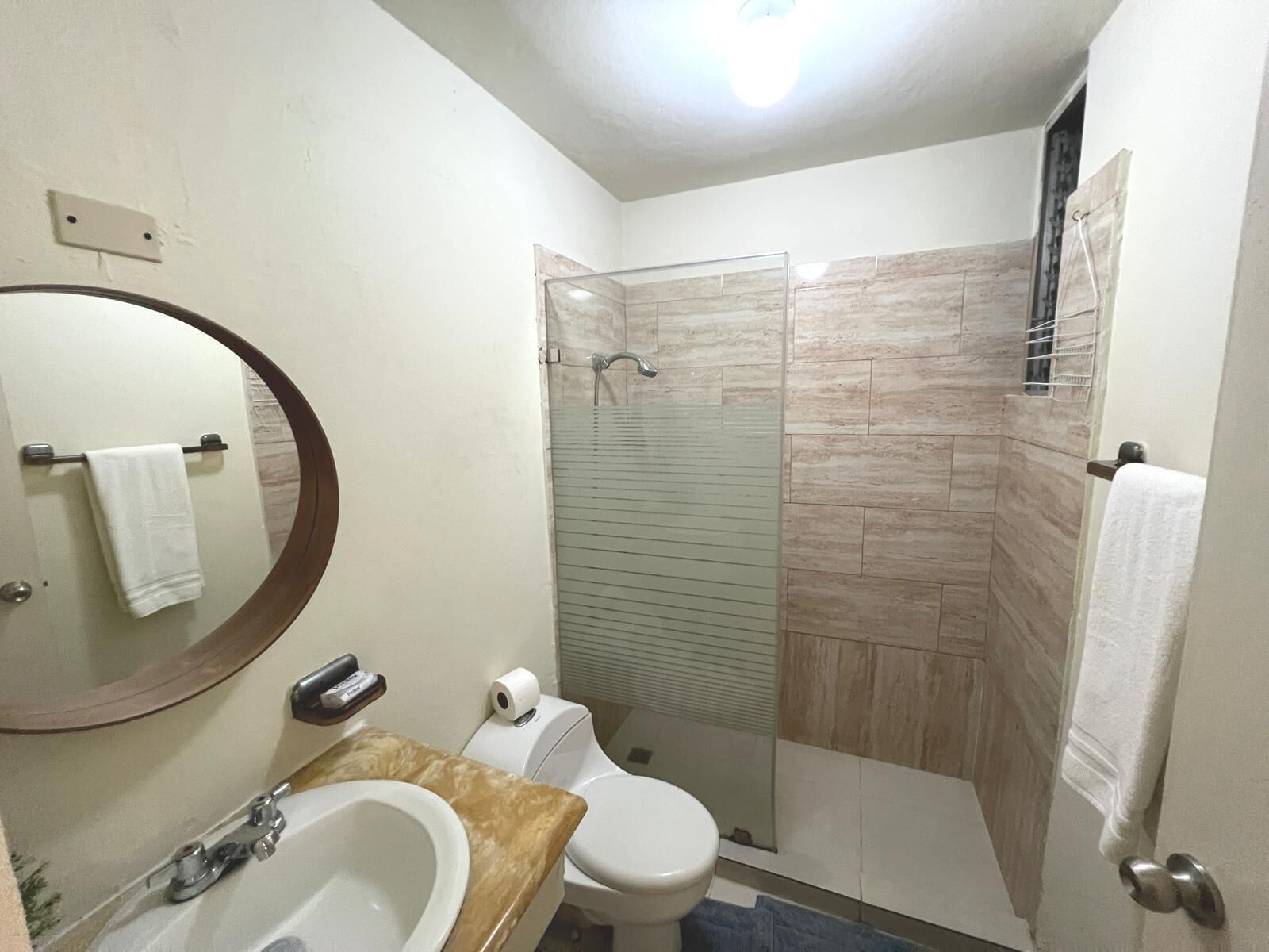 Appartement, 1 chambre, fumeurs, vue ville | Salle de bain