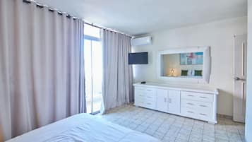 Apartment, 1 Bedroom, Smoking, City View | 1 bedroom