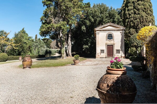 Villa | 8 bedrooms - Villa Ott in Crespina (Lorenzana)