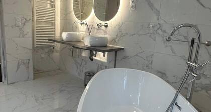 Suite King Room, Boutique Hôtel Château Loyd & Spa, Pays de Caux