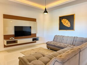 House, Pool View | Television - Pousada Refúgio Verde Trancoso (Porto Seguro)