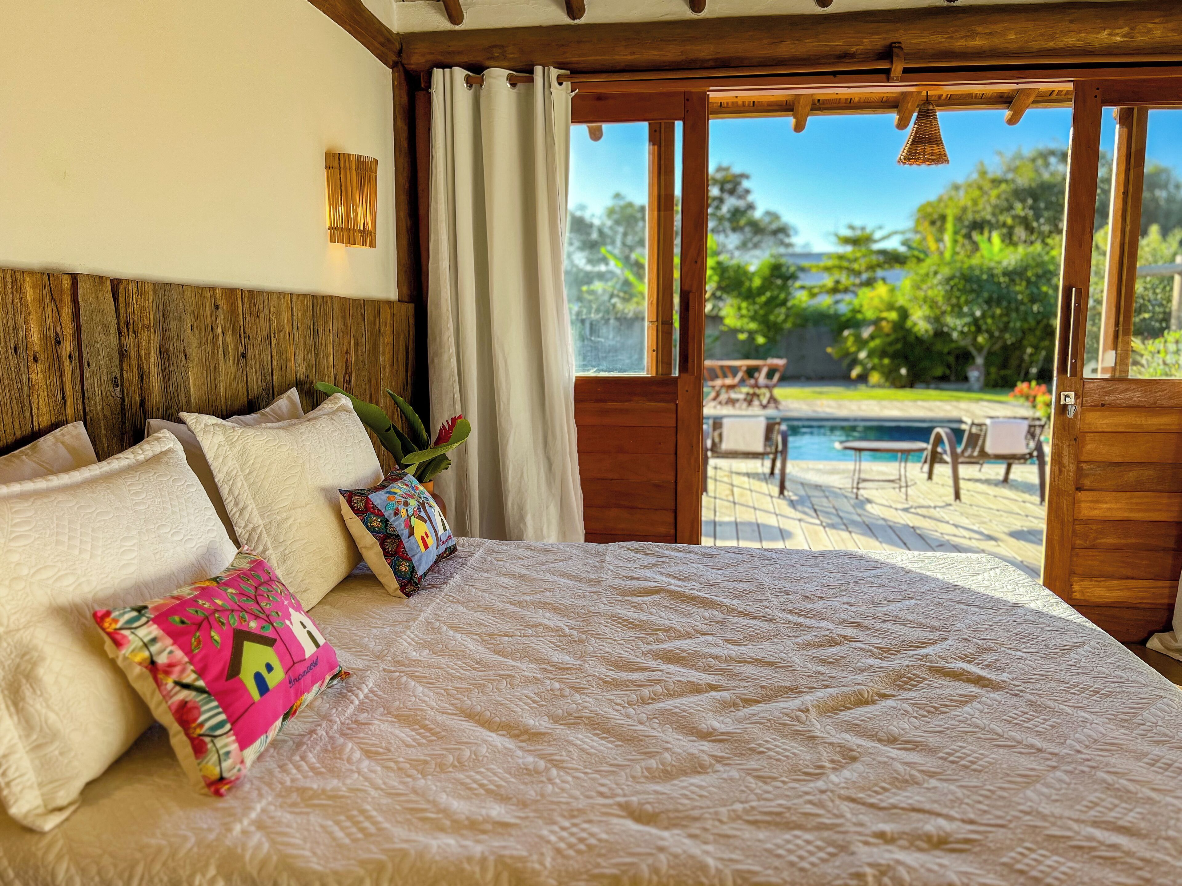 Studio Suite, Pool View | Blackout drapes, free WiFi