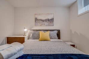 2 Schlafzimmer, Bügeleisen/Bügelbrett, Reisekinderbett, kostenloses WLAN