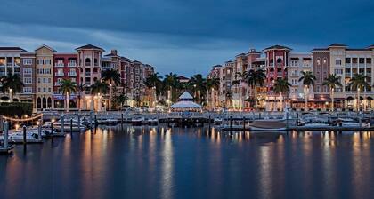 Tropical Oasis for your Naples Getaway!