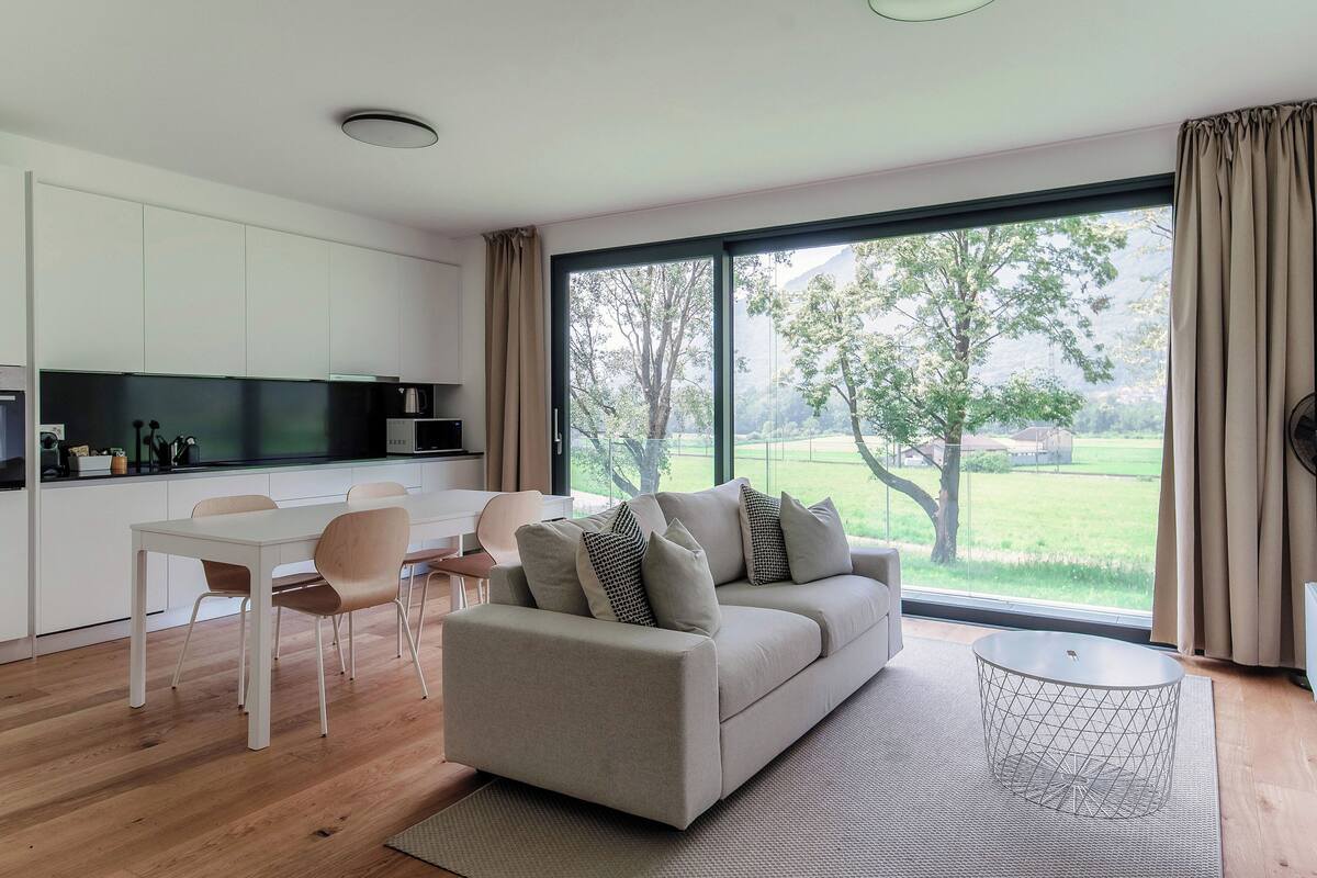 Elite Apartment | Living area