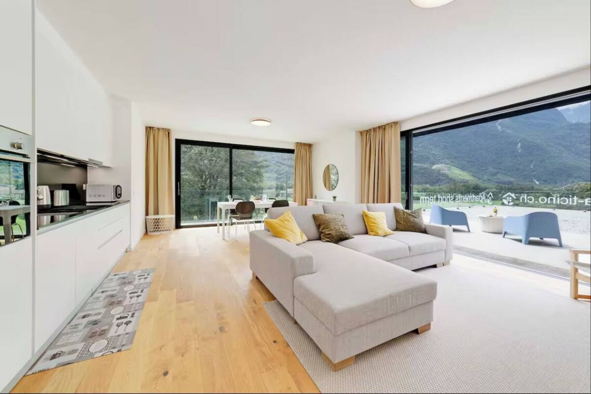 Luxury Apartment | Living area