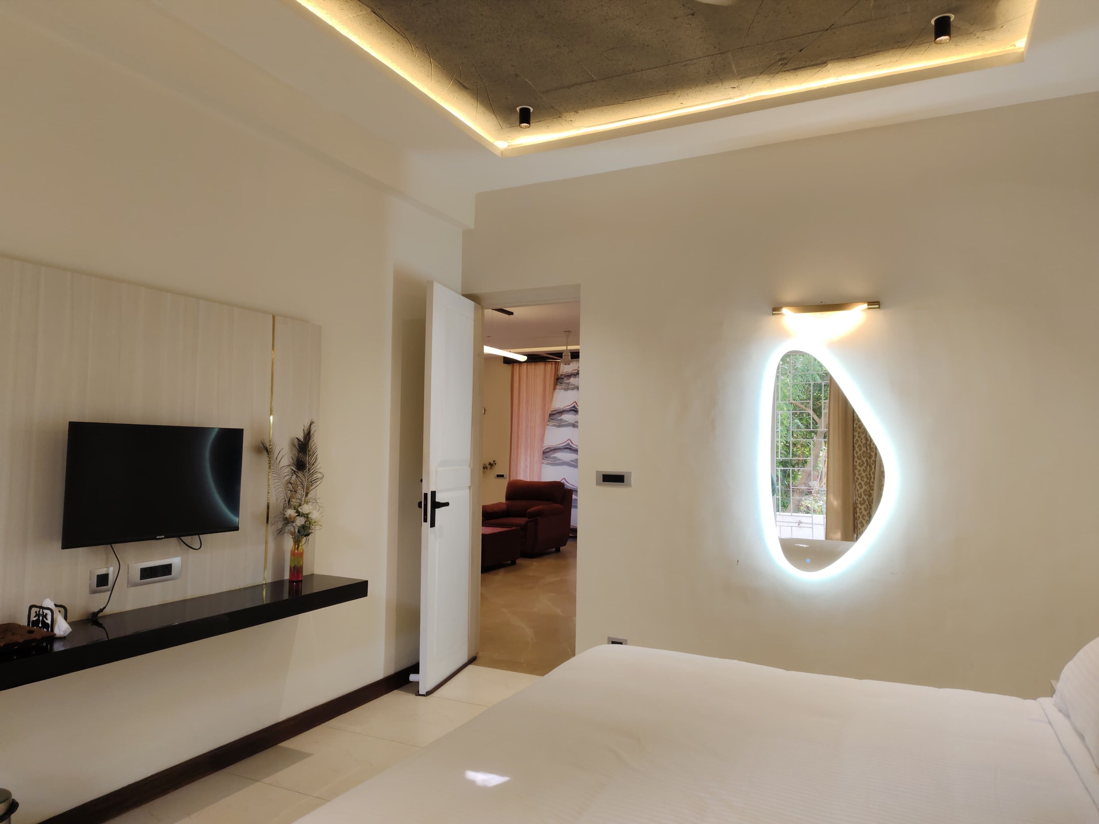 Elite Suite, Garden View