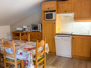 KylskÄp, mikrovÄgsugn och diskmaskin
