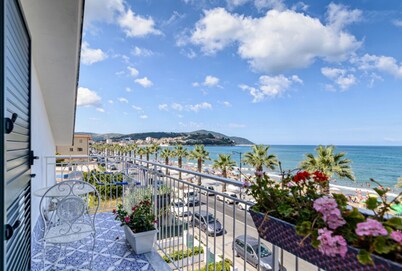 The color of the sea