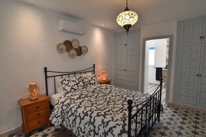 2 soverom, strykejern/-brett, wi-fi og sengetøy