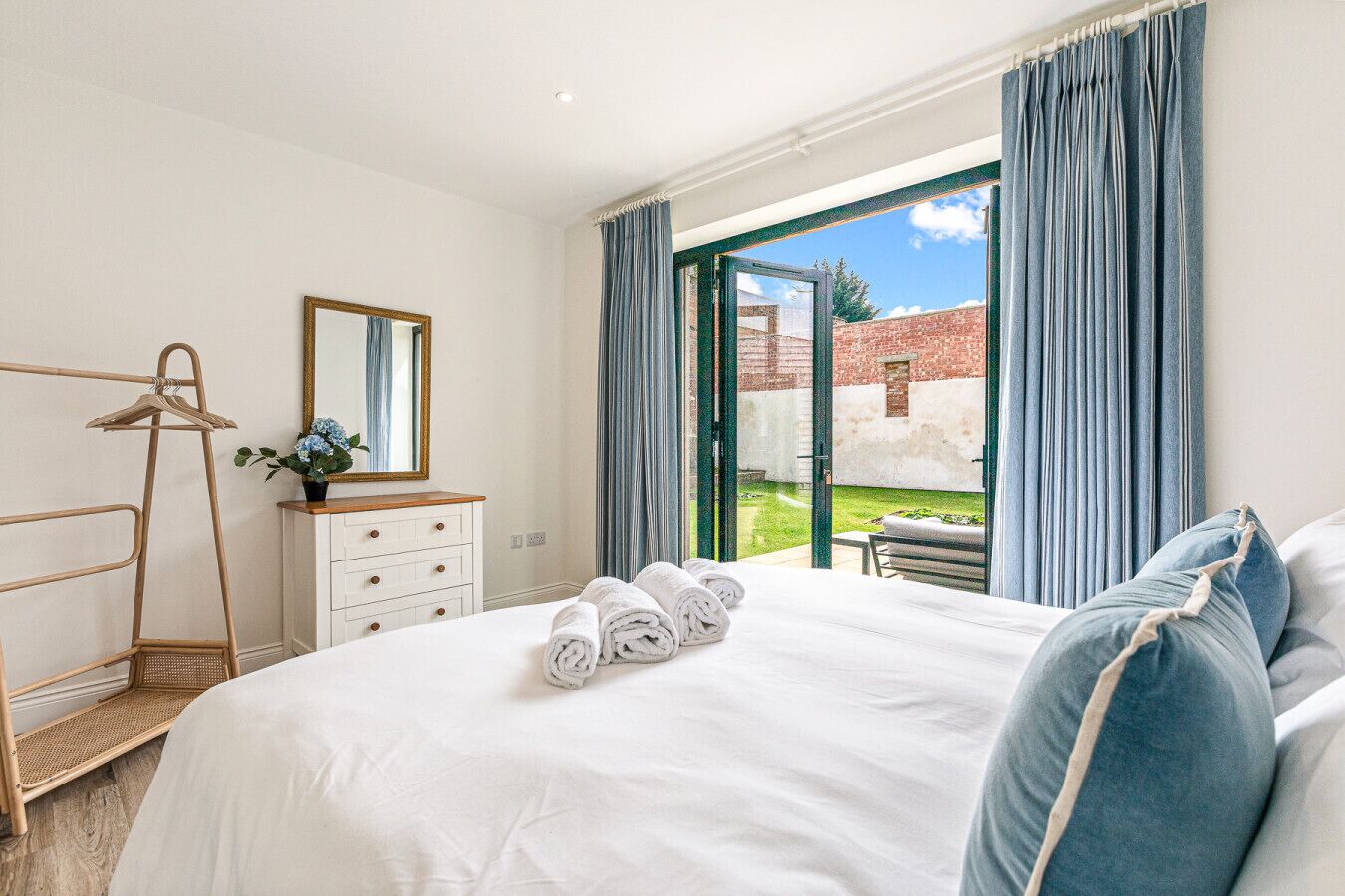 Desk, iron/ironing board, free WiFi, bed sheets