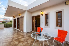 Ferienhaus | 3 Schlafzimmer, Schreibtisch, Internetzugang