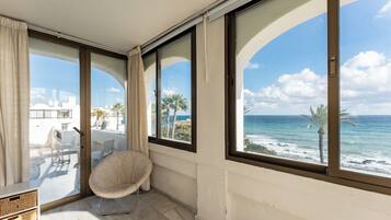 Apartment, Meerblick | Wohnbereich