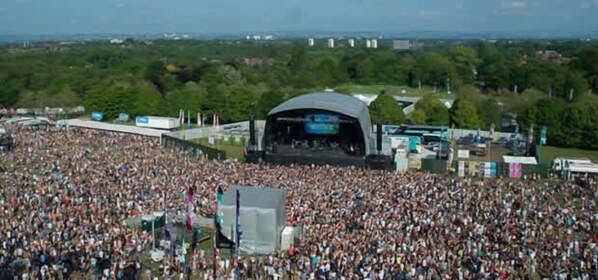 Unclassified image, 1 of 29, button