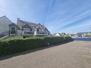 Exterior - T3 Duplex Apartment, 4 Pers, Sarzeau Center, Balcony (Sarzeau)