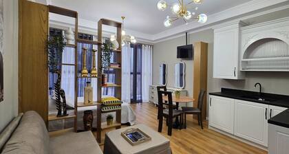 Sea Pearl Apartment: Superior Apartment with City View