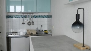 Geladeira, micro-ondas
