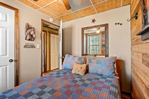 3 Schlafzimmer, Schreibtisch, kostenloses WLAN, Bettwäsche