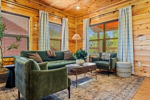 TV, fireplace - Grand Highland: 4BR Luxe Pool Cabin* Hot Tub*MTN Views*Games (Sevierville)