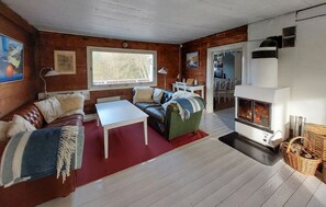 Fireplace - Gorgeous home in Vittsjö with WiFi (Vittsjö)