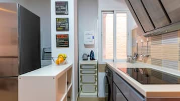 Apartamento, 1 quarto, sacada, vista para a cidade | Cozinha privada
