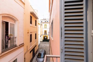 Departamento, 1 habitación, balcón, vista a la ciudad | Balcón
