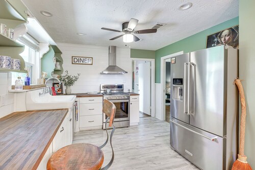 Tomball Home w/ Game Room: Walk to Main Street!