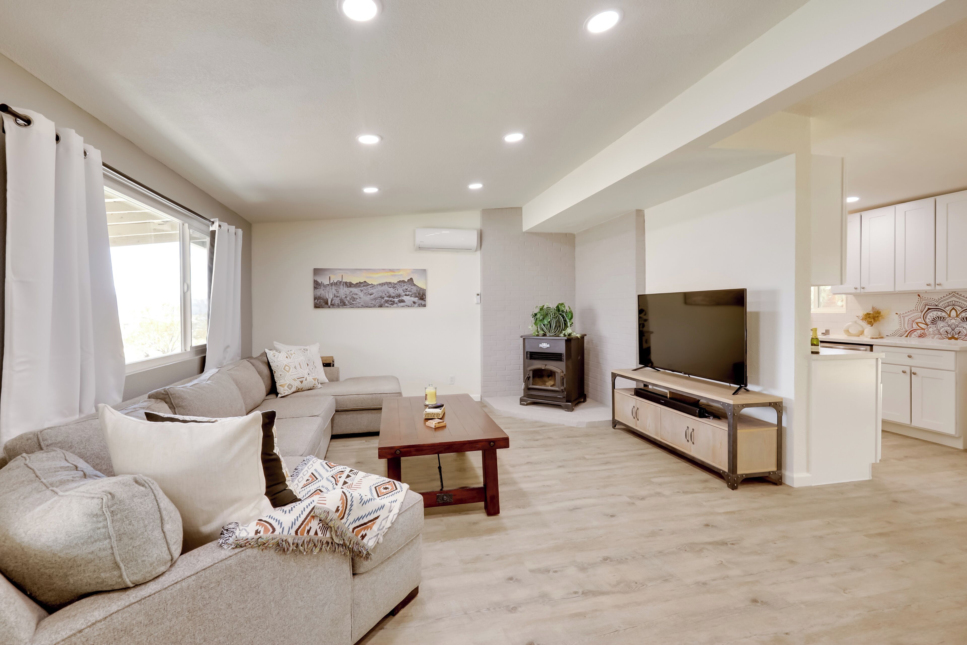 House (2 Bedrooms) | Interior