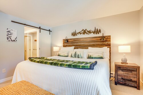 Wintergreen Resort Condo: Deck & Golf Course Views