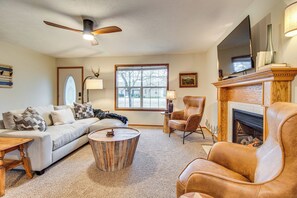 House (3 Bedrooms) | Front of property