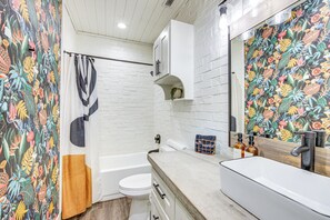 House (2 Bedrooms) | Bahagian dalam