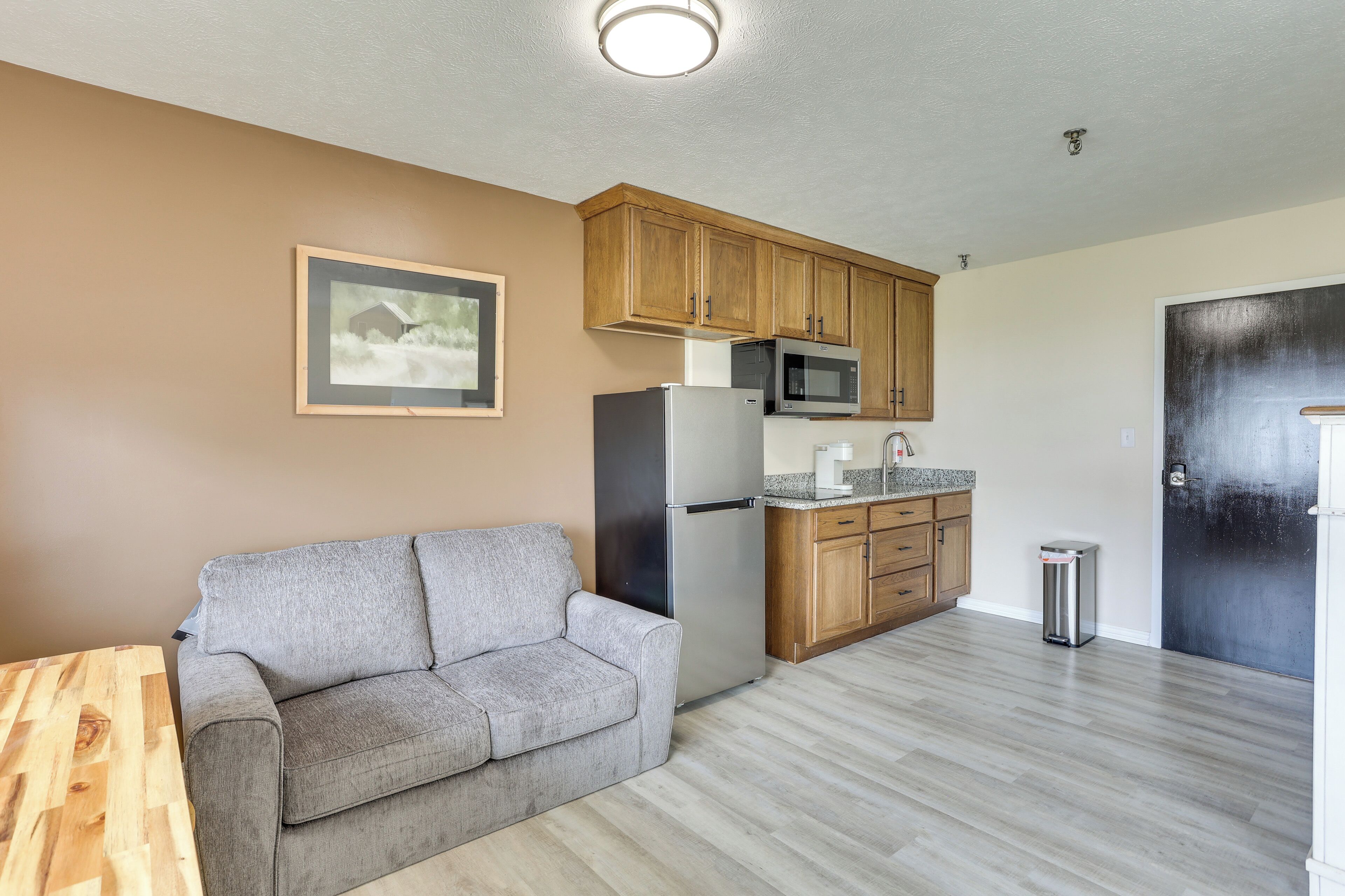 Apartment (0 Bedroom) | Interior