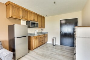 Apartment (0 Bedroom) | Interior