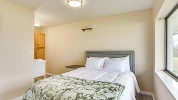 Apartment (0 Bedroom) | Interior