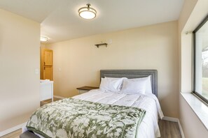 Apartment (0 Bedroom) | Interior - Walk to Ocu, Golf: Updated Oakland City Studio! (Oakland City)