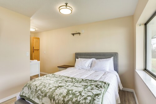 Walk to Ocu, Golf: Updated Oakland City Studio!