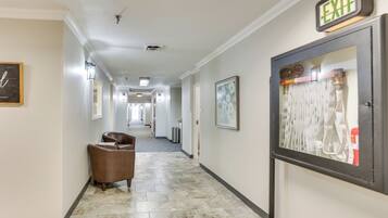 Apartment (0 Bedroom) | Interior