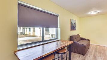 Apartment (0 Bedroom) | Interior