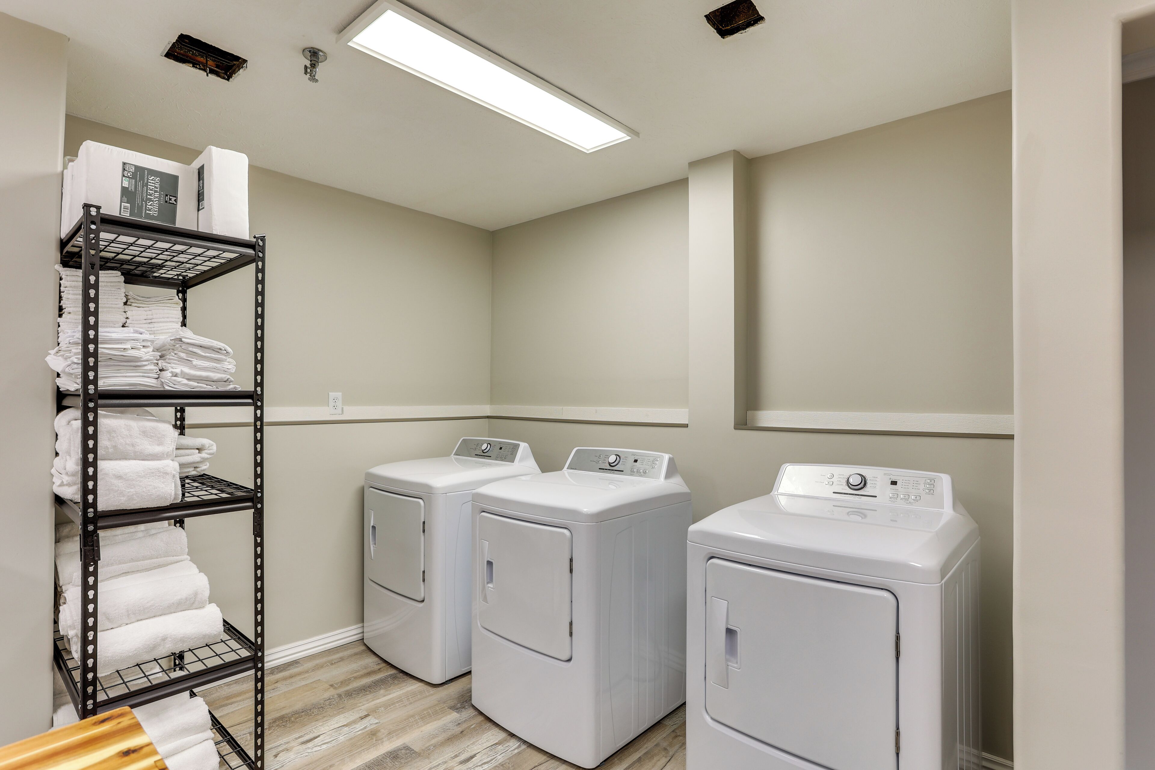 المنشأة من الداخل